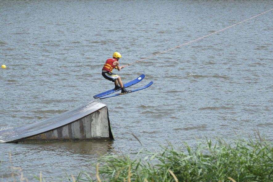 Wasserskianlage - freundlicherweise zur Verfgung gestellt - Tourismuszentrale  Cadenberge